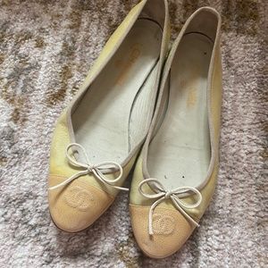 Chanel peach and yellow patent ballet flats